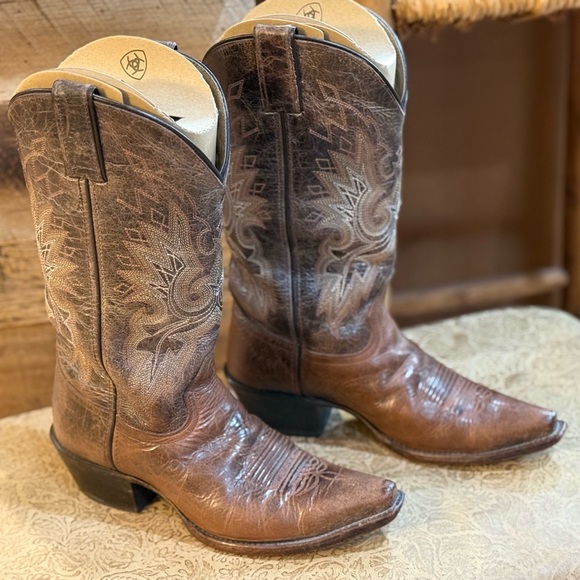 Ariat Shoes - ARIAT Brown Western Cowgirl Boots